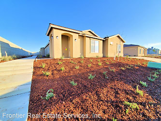 3711 Rustic Meadow Ct - Bakersfield, CA