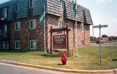 North Oaks Manor Apartments - Osseo, MN