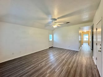 2207 Indian Trail unit A - Harker Heights, TX
