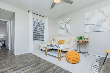Blakely Apartments - Arlington, TX