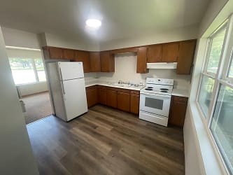 21 5th Ave NW unit 2 - undefined, undefined
