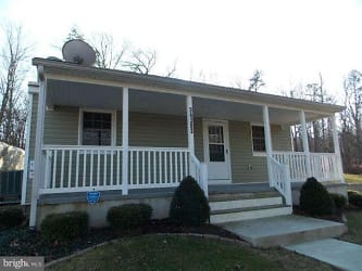 34383 Charles Town Pike - Purcellville, VA