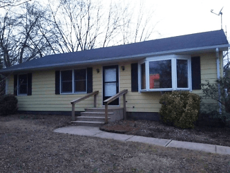 109 Fairview Dr - Chestertown, MD