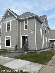 359 S Main St - Frankfort, IN