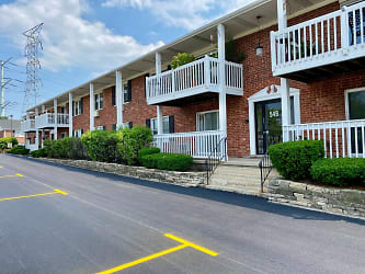Maple Apts Apartments - Lisle, IL