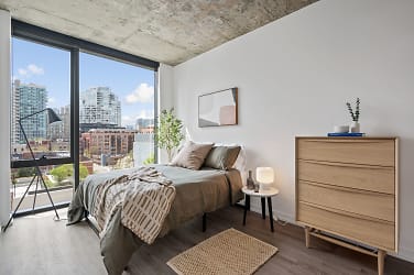 The 808 Cleveland By Common Apartments - Chicago, IL
