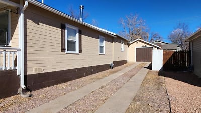 715 Forest Ave - Canon City, CO