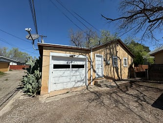 506 N Kentucky Ave unit B - Roswell, NM