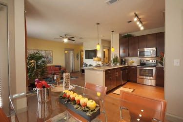 77478 Luxury Properties Apartments - Sugar Land, TX