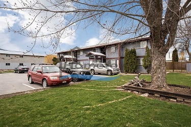 301 W 2nd Ave unit 2 - Sandpoint, ID