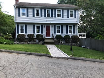 19 Henry St - Winchester, MA