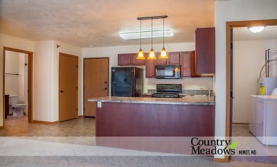 2032 33rd St NW unit 2032-304 - Minot, ND