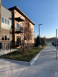 Cedar Valley Luxury Apartments - Rochester Hills, MI