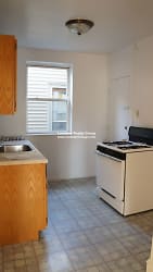 2948 N Albany Ave unit 2W - Chicago, IL