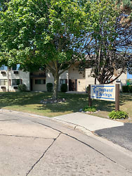 Orchard Springs Apartments - Racine, WI