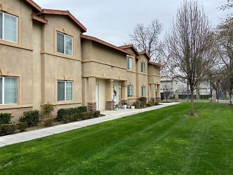 600 Hosking Ave unit A - Bakersfield, CA