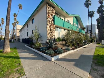 400 S Mariposa Ave - Los Angeles, CA