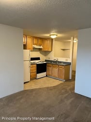 335 SW 4th St - Corvallis, OR