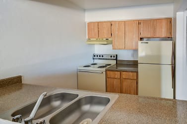 The Quails Apartments - Tucson, AZ