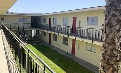 232 W Caldwell Ave unit 1-20 - Visalia, CA