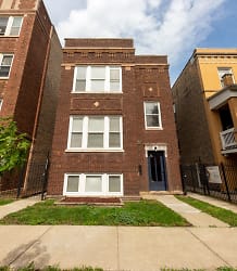 2850 W Barry Ave #1R - Chicago, IL