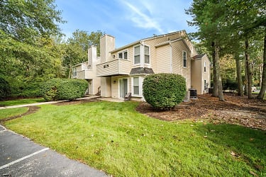 73 Pheasant Meadow Dr - Absecon, NJ