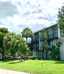 2930 Forest Hills Blvd unit B3A - Coral Springs, FL