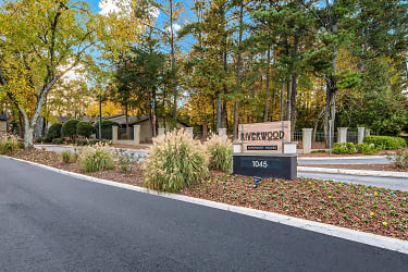 Riverwood Apartments - Roswell, GA