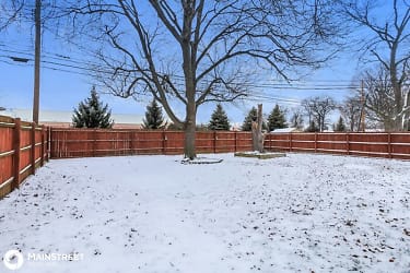 1091 Chestershire Rd - Columbus, OH