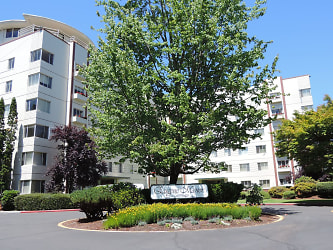 1050 Ferry St unit 606A - Eugene, OR