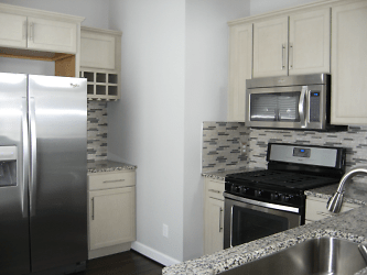 612 S Main St unit 203 - undefined, undefined