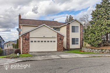 9356 SE Dundee Ct - Happy Valley, OR