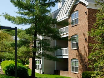 Eaves Fairfax City Apartments - Fairfax, VA