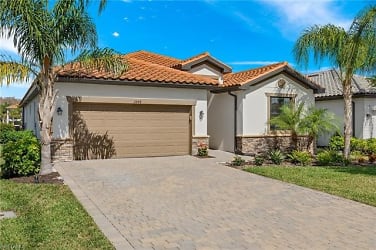 11848 Arbor Trace Dr - Fort Myers, FL