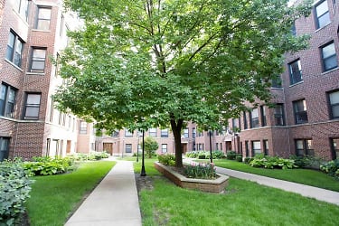 1101 E. Hyde Park Boulevard Apartments - Chicago, IL