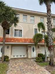 200 Brightwater Dr #2 - Clearwater, FL
