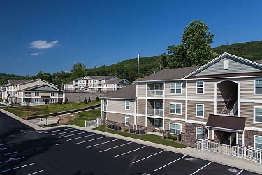 The Reserve At Paxton Creek Apartments - Harrisburg, PA