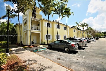 383 NE 27th Terrace #101 - Homestead, FL