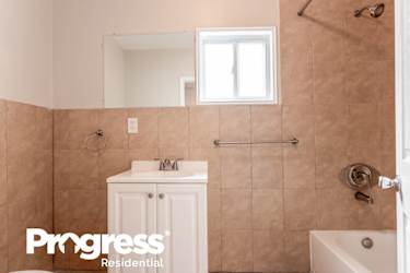 169 Plauderville Ave Unit B - Garfield, NJ