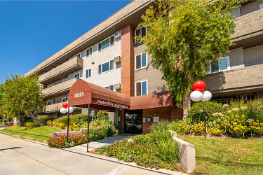 Parkview Apartments - Van Nuys, CA