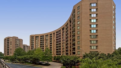 Water Park Towers Apartments - Arlington, VA