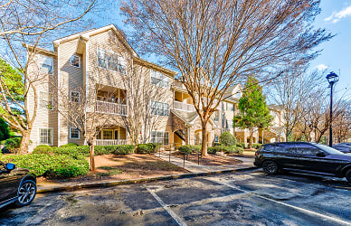 Walden Brook Apartments - Lithonia, GA