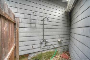 80 Noyes Ave - Stonington, CT