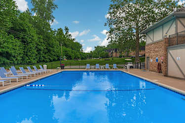 Arrowhead Apartments - Loveland, OH