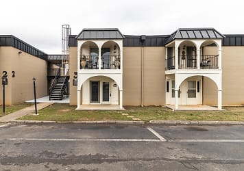 5709 Lyons View Pike unit 1 3205 - Knoxville, TN
