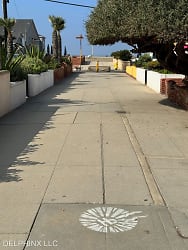 35 17th St Apartments - Hermosa Beach, CA