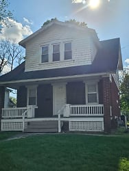 128 S College Dr - Bowling Green, OH