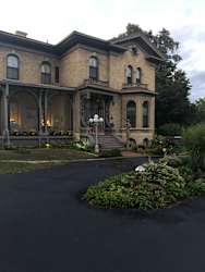 429 Prospect Ave unit Upper - Janesville, WI