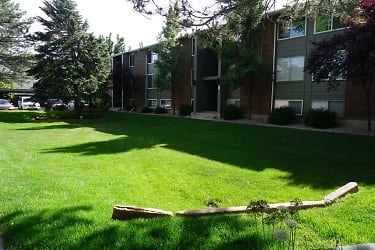 406 E 3335 S&lt;/br&gt;APT #15 - undefined, undefined