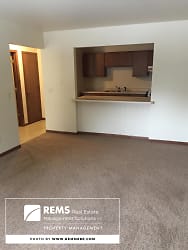 200 Campus View Dr unit 302 - Baraboo, WI